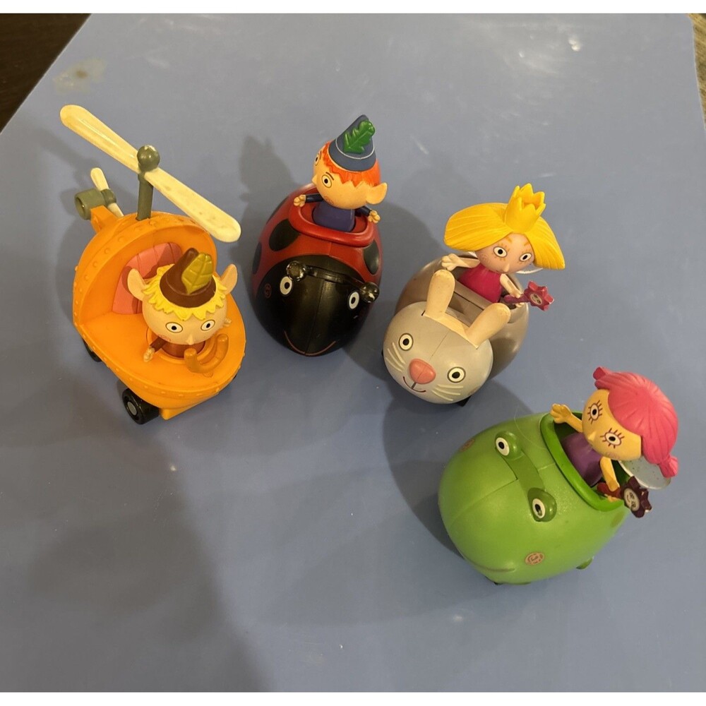 Four (4) Ben & Holly's Little Kingdom Figures Magic Mover Pullback Vehicle Buggy